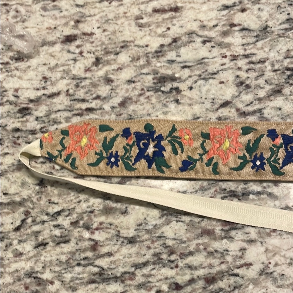 Floral Embroidered Belt